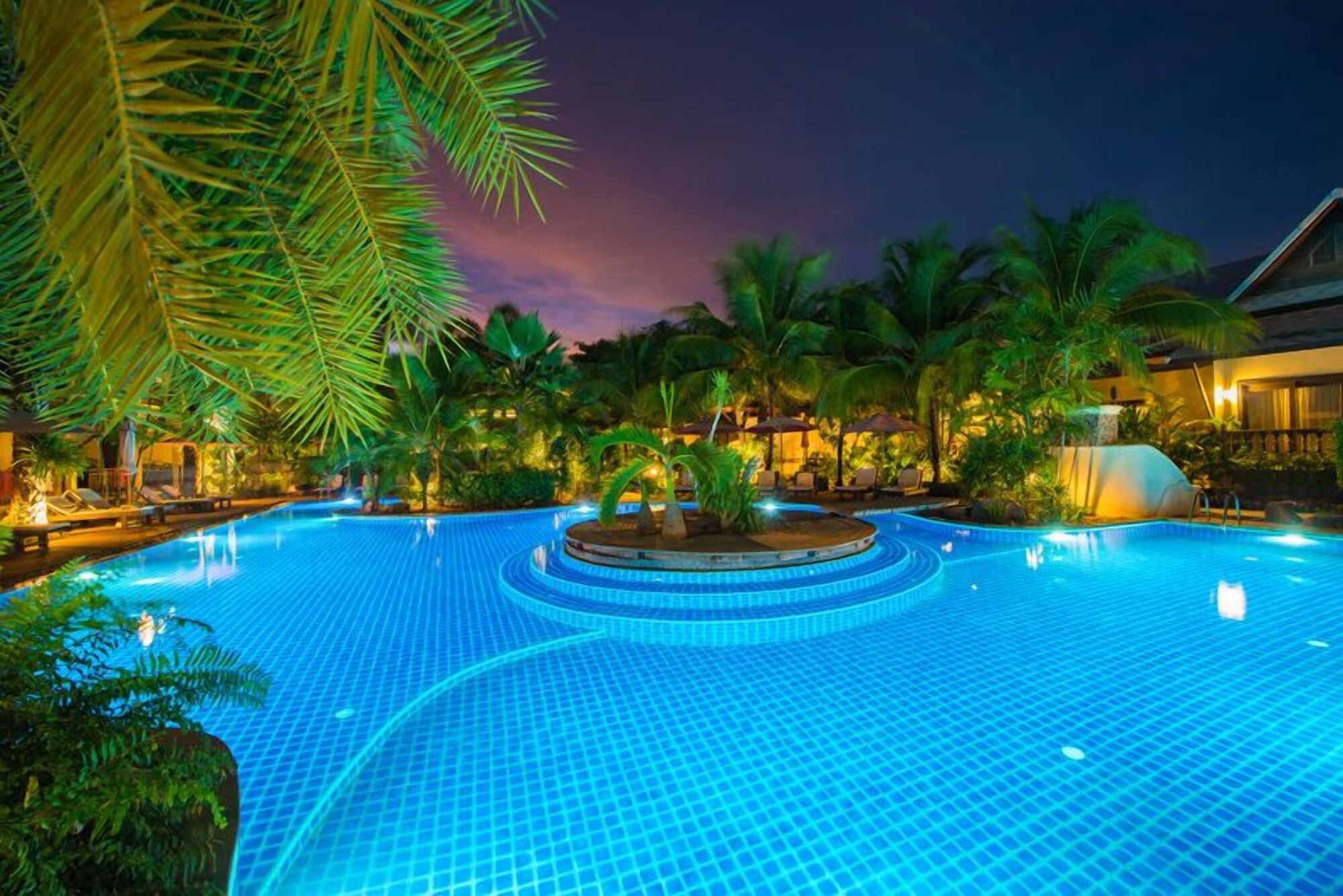Pool