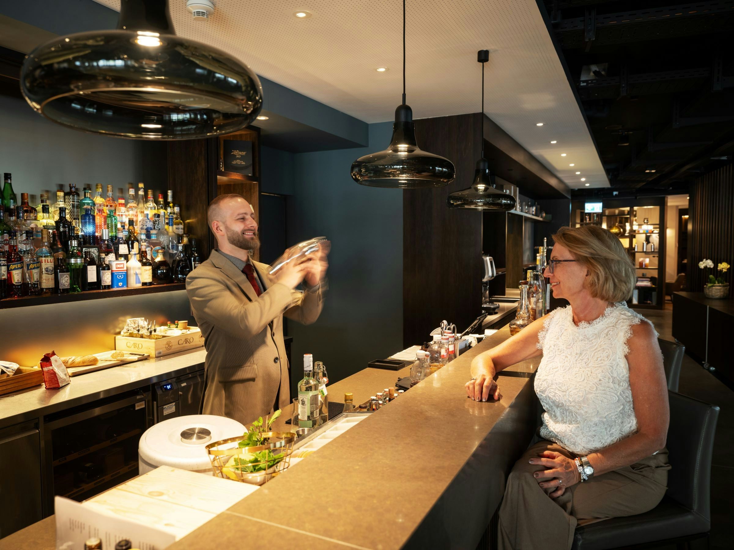 Bar