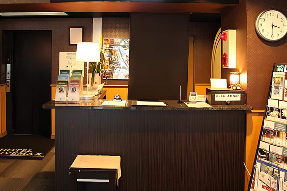 Receptionist