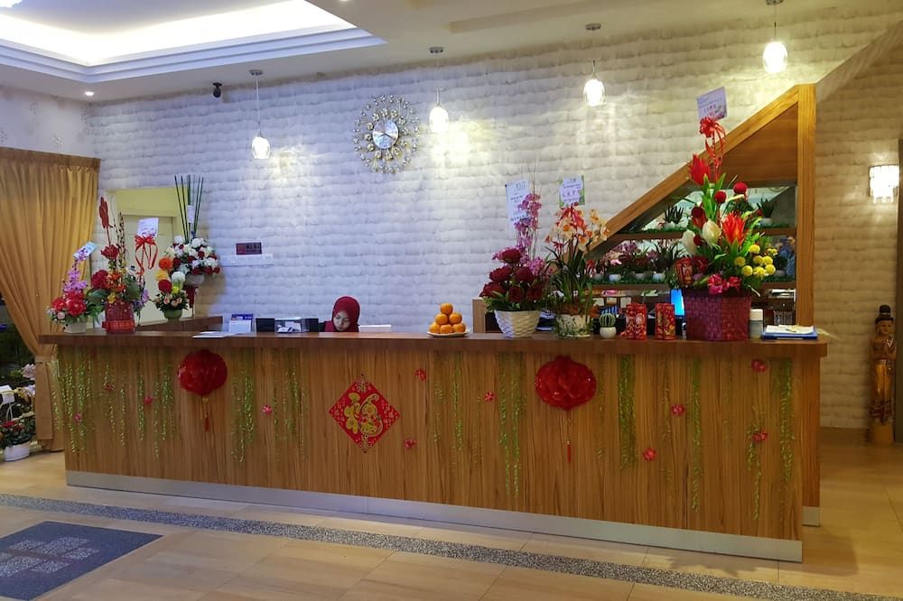 Receptionist