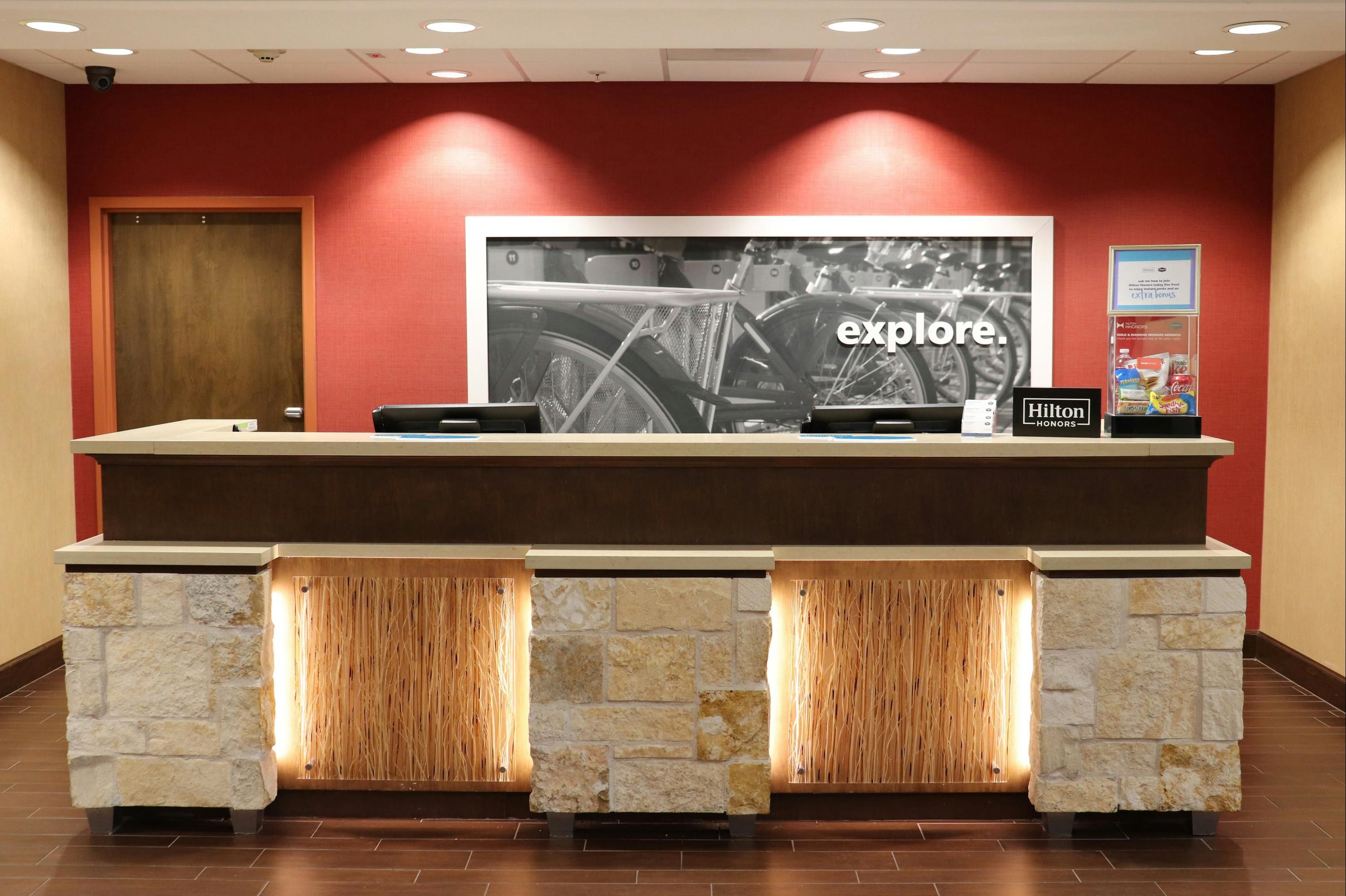 Receptionist