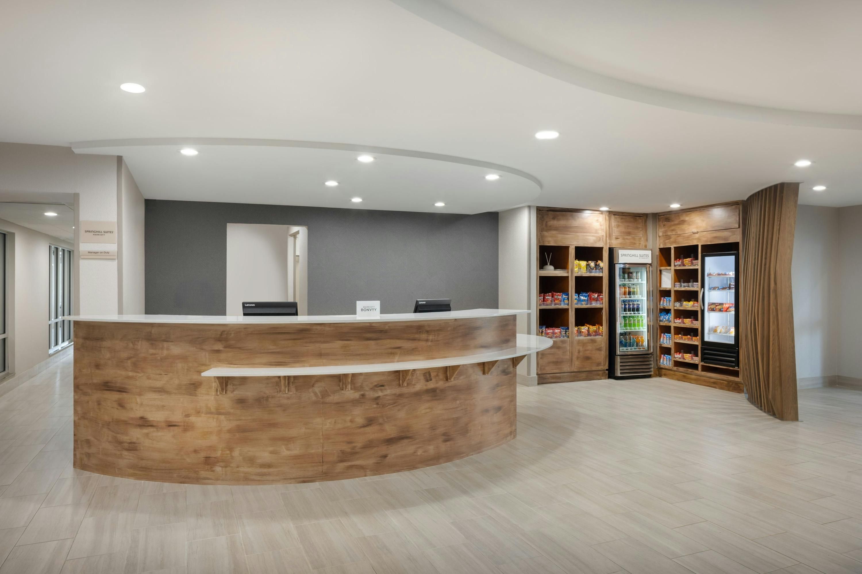 Receptionist