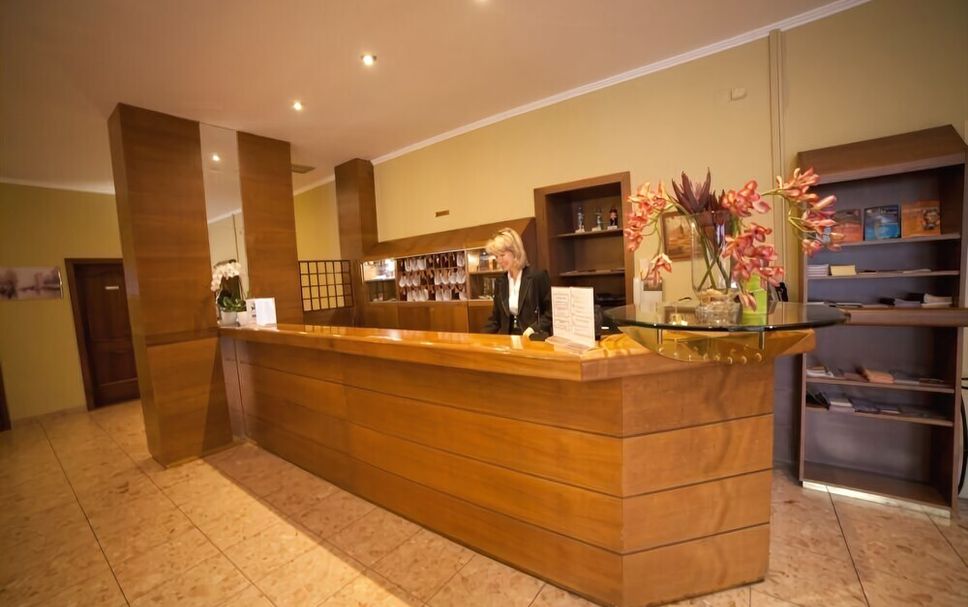 Receptionist Billede