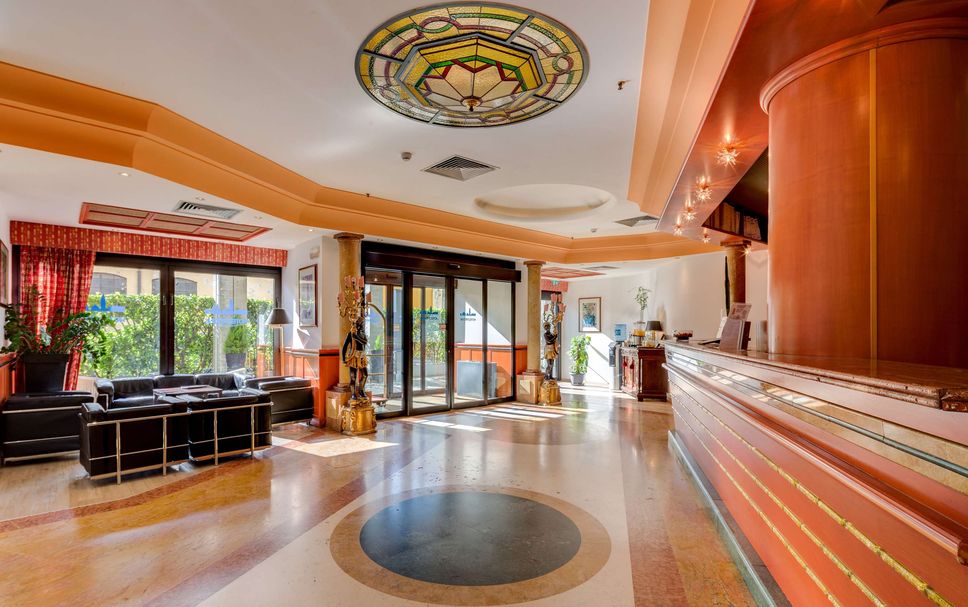 Receptionist Billede