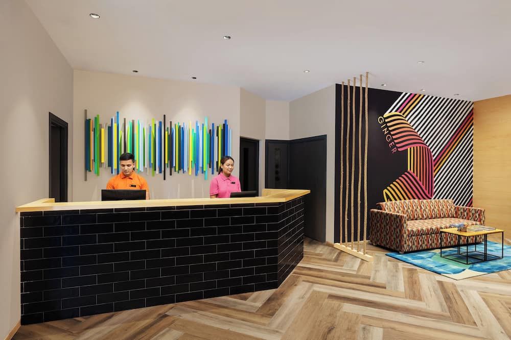 Receptionist