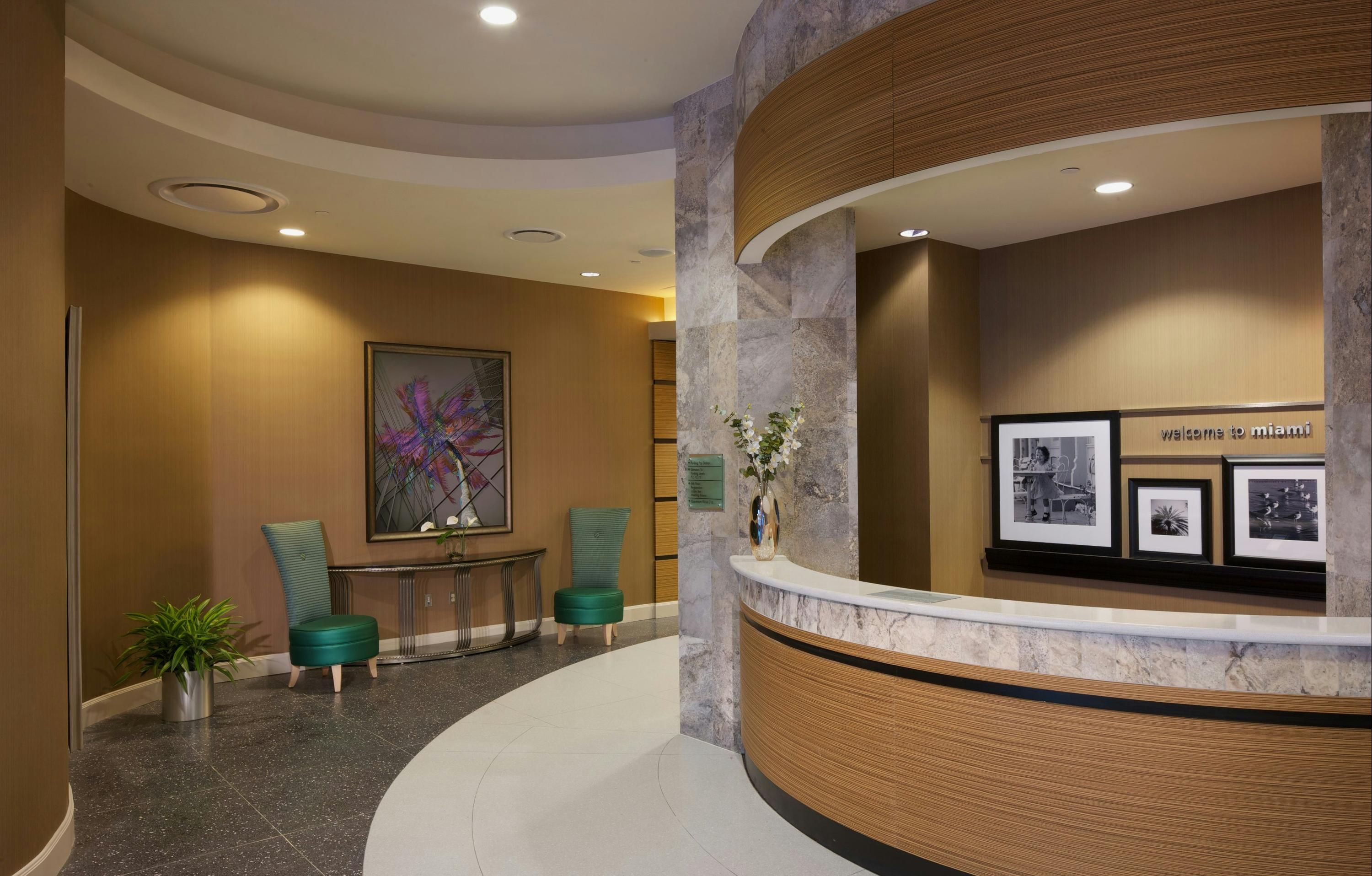 Receptionist
