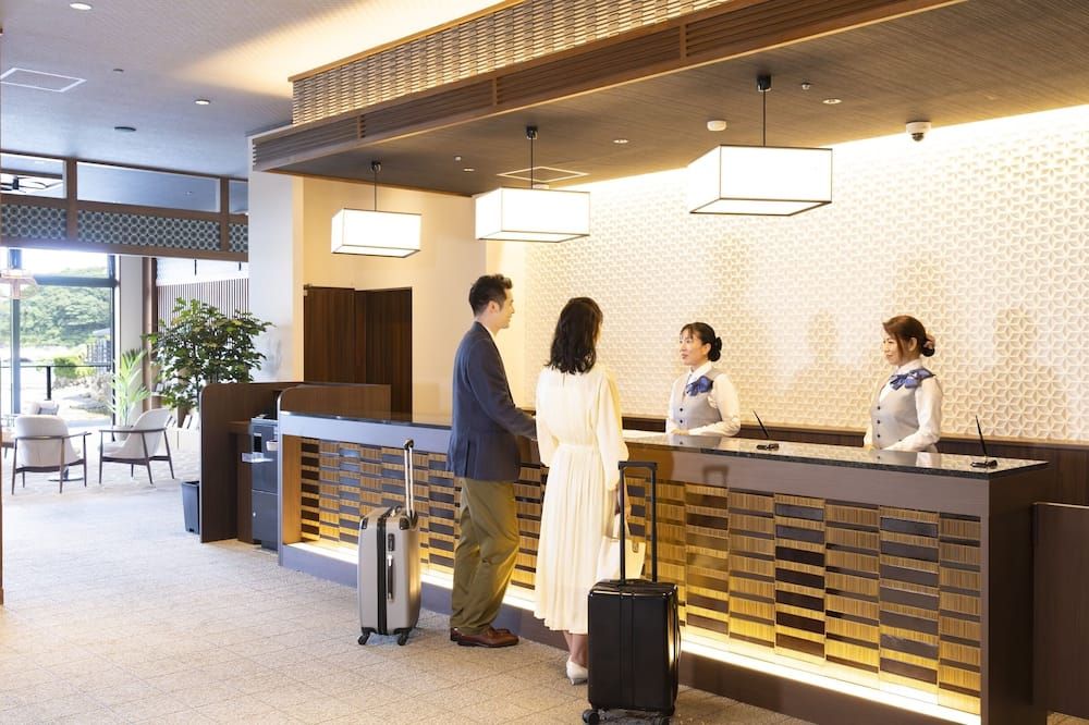 Receptionist