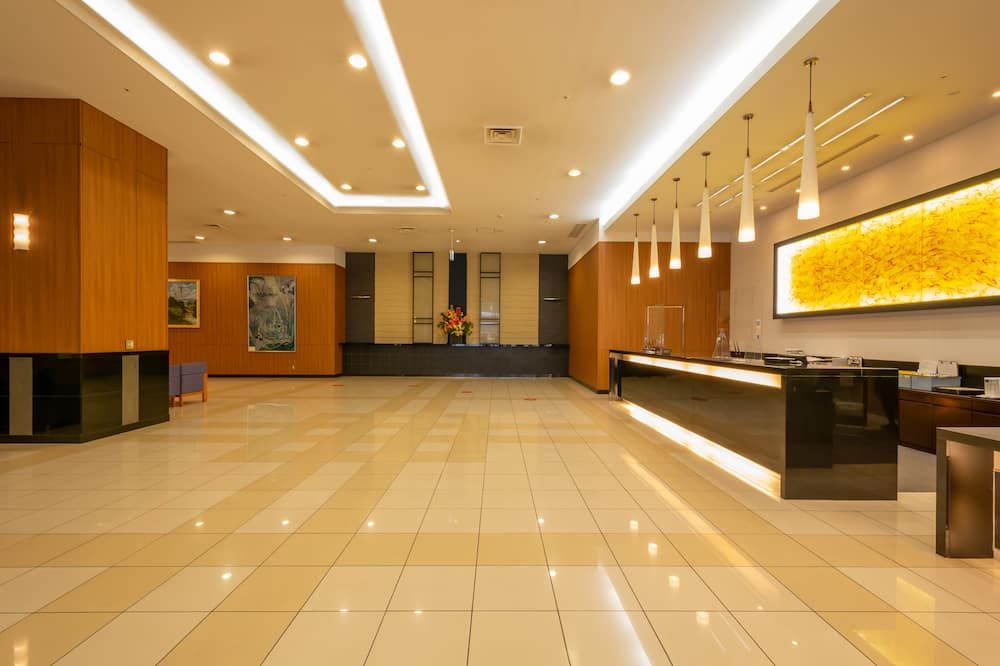 Receptionist