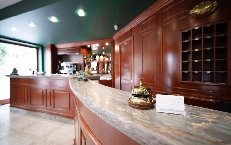 Receptionist Billede