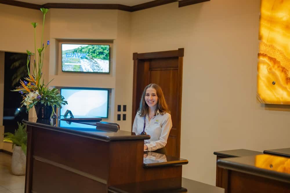 Receptionist