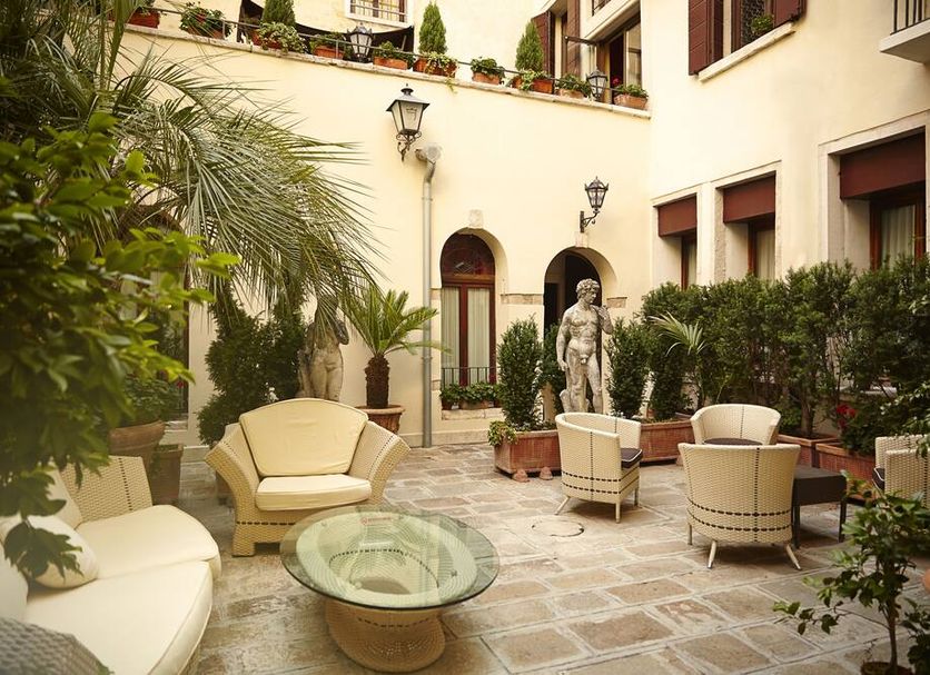 Patio Billede