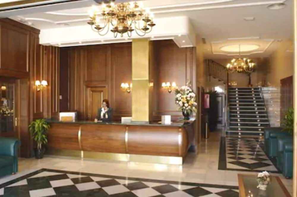 Receptionist Billede