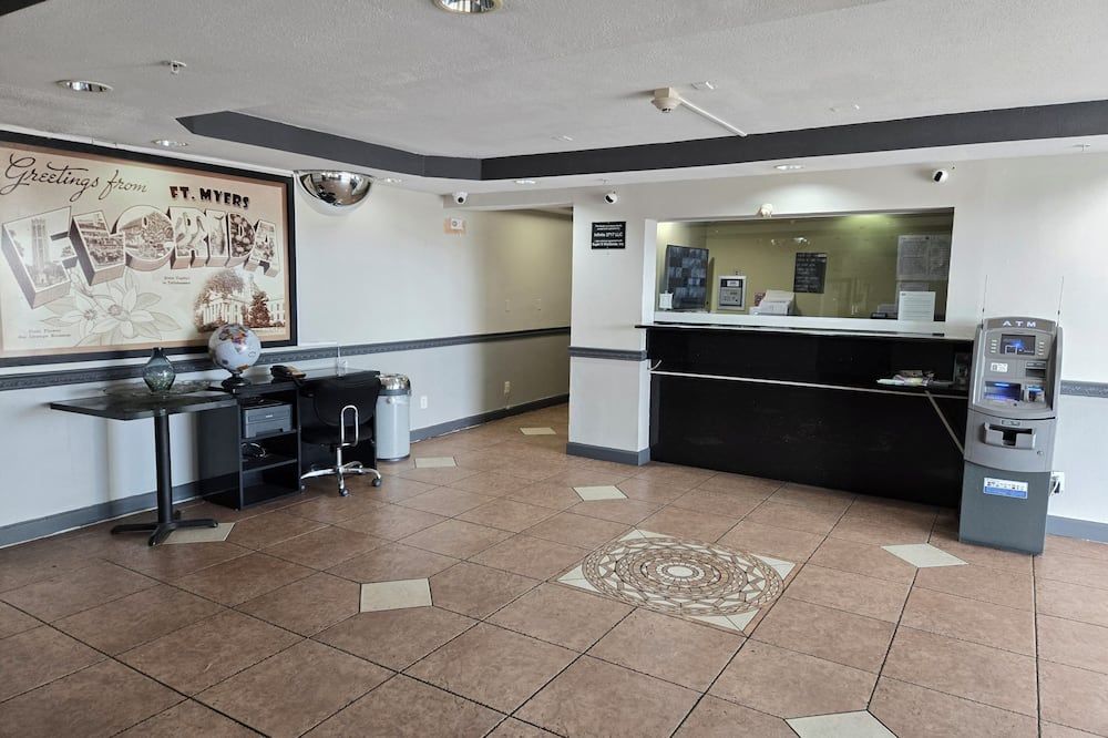 Receptionist