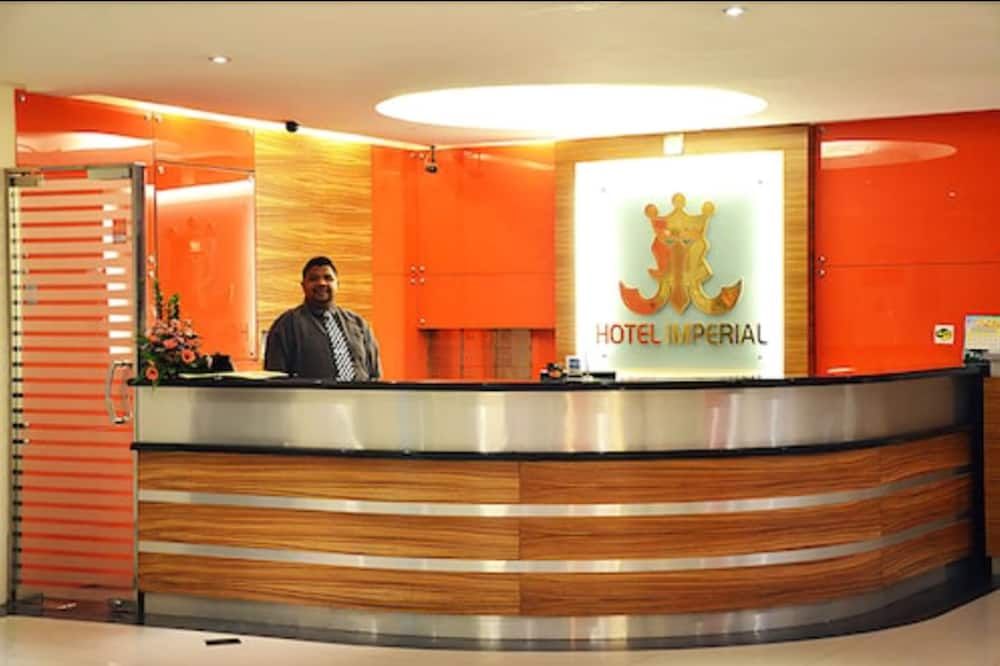 Receptionist