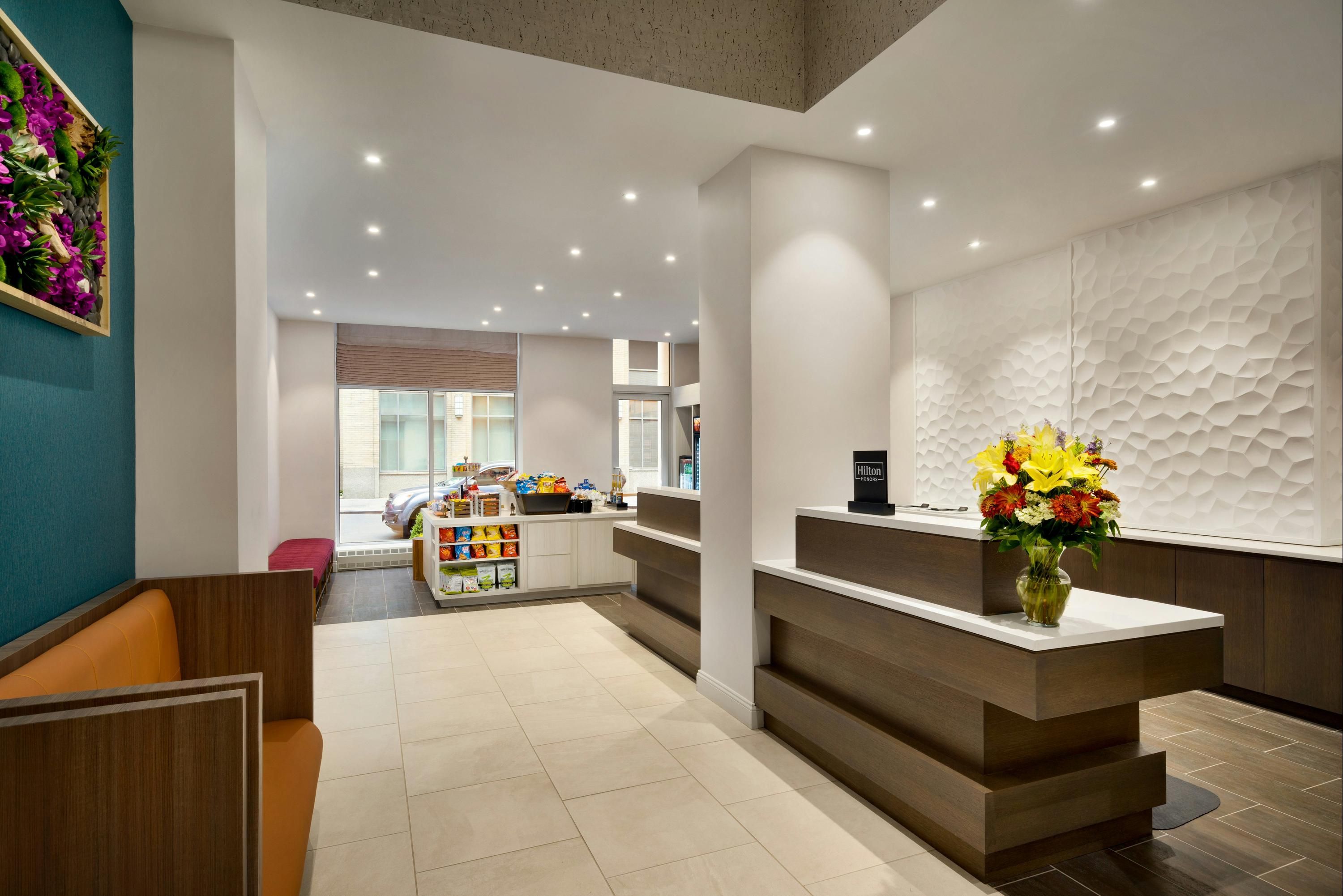Receptionist