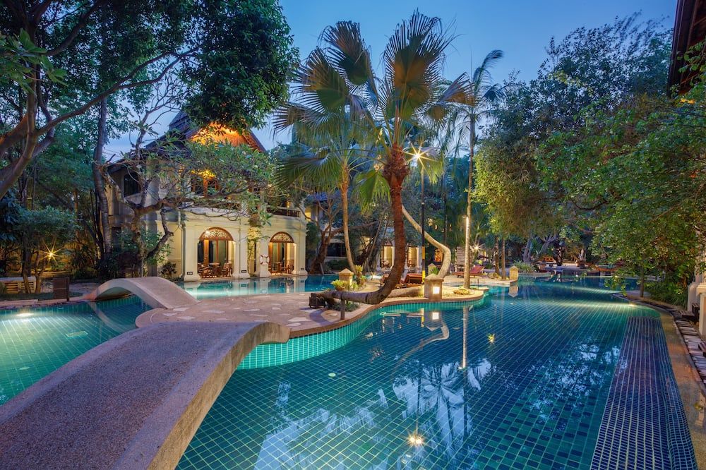 Pool