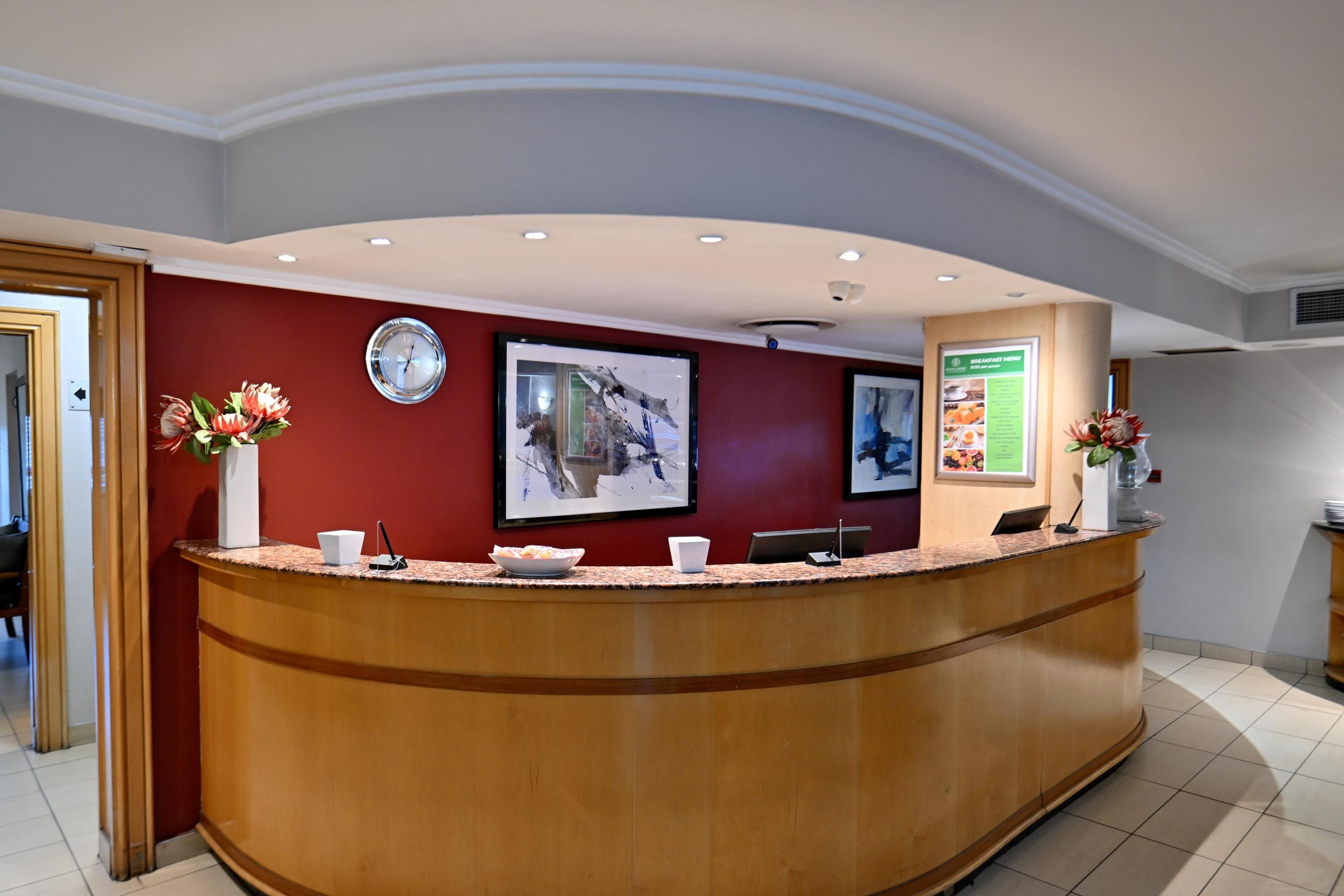 Receptionist