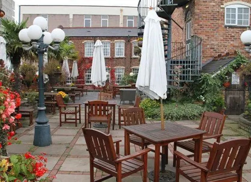 Patio Billede