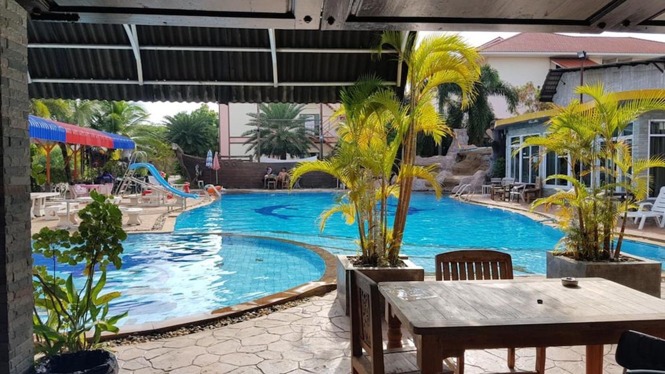 Ruysuk hotel & swimming pool