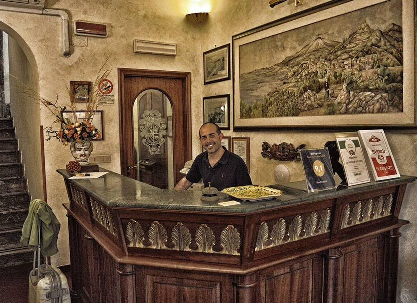 Receptionist Billede