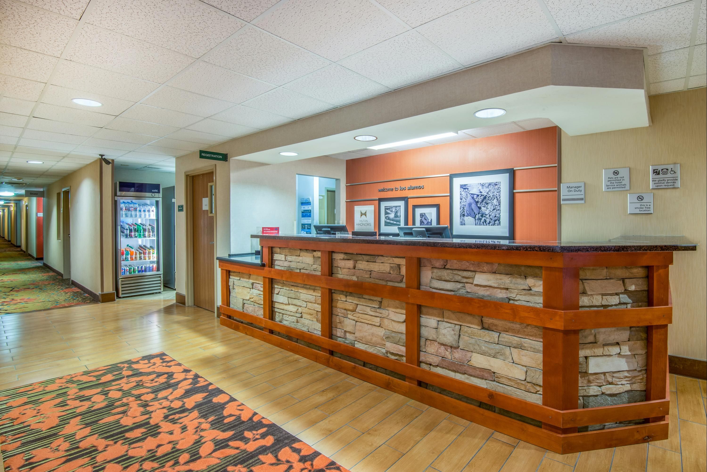 Receptionist