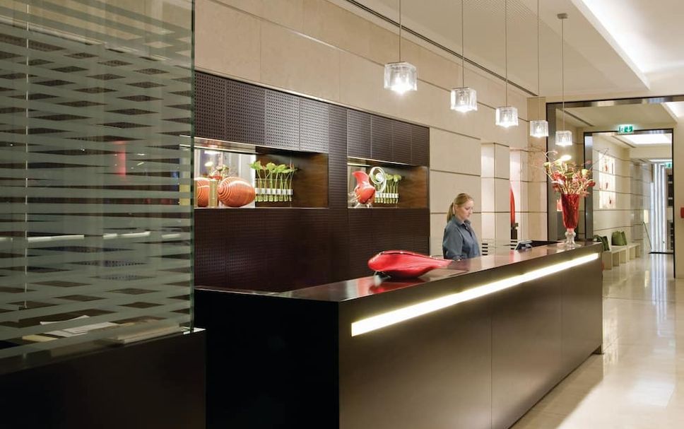 Receptionist Billede