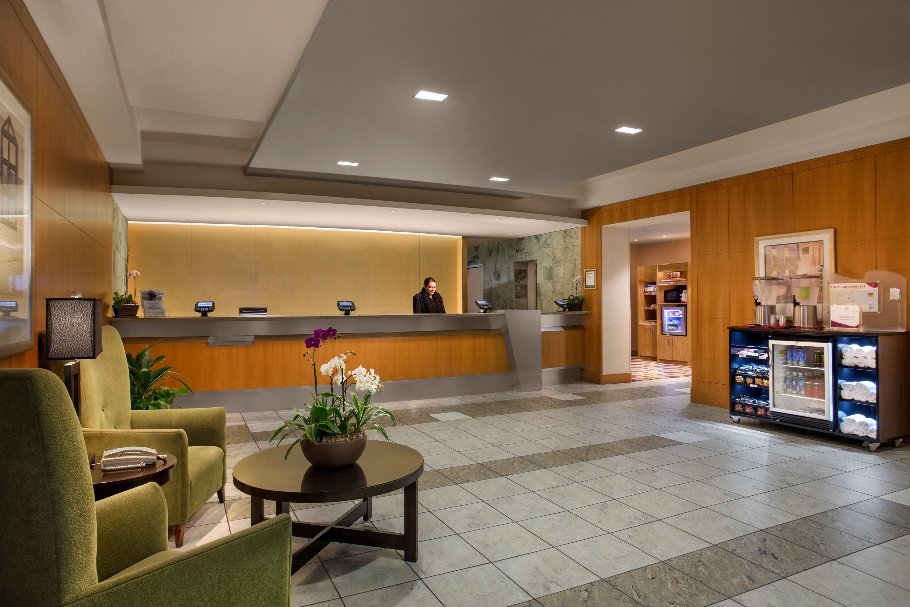 Receptionist