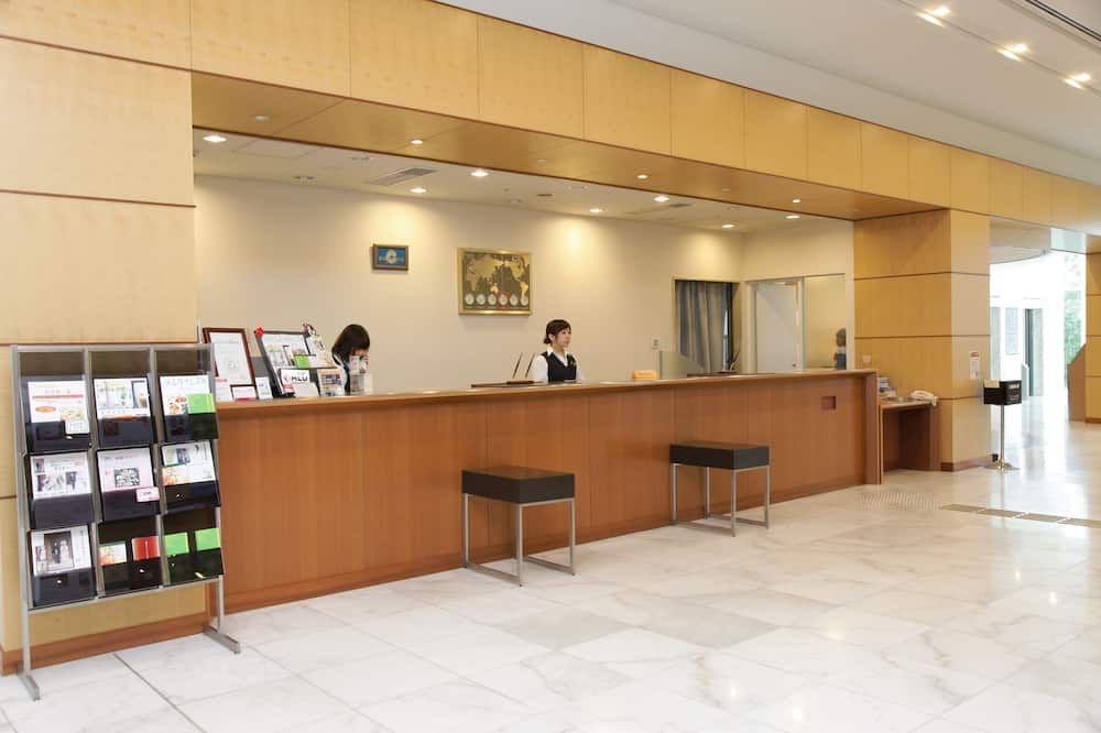 Receptionist