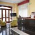 Receptionist