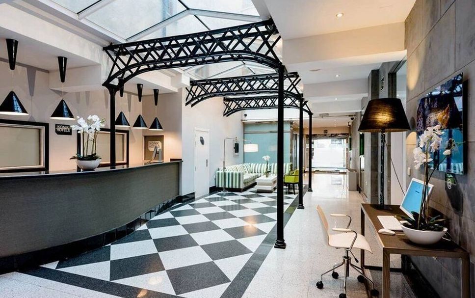 Receptionist Billede