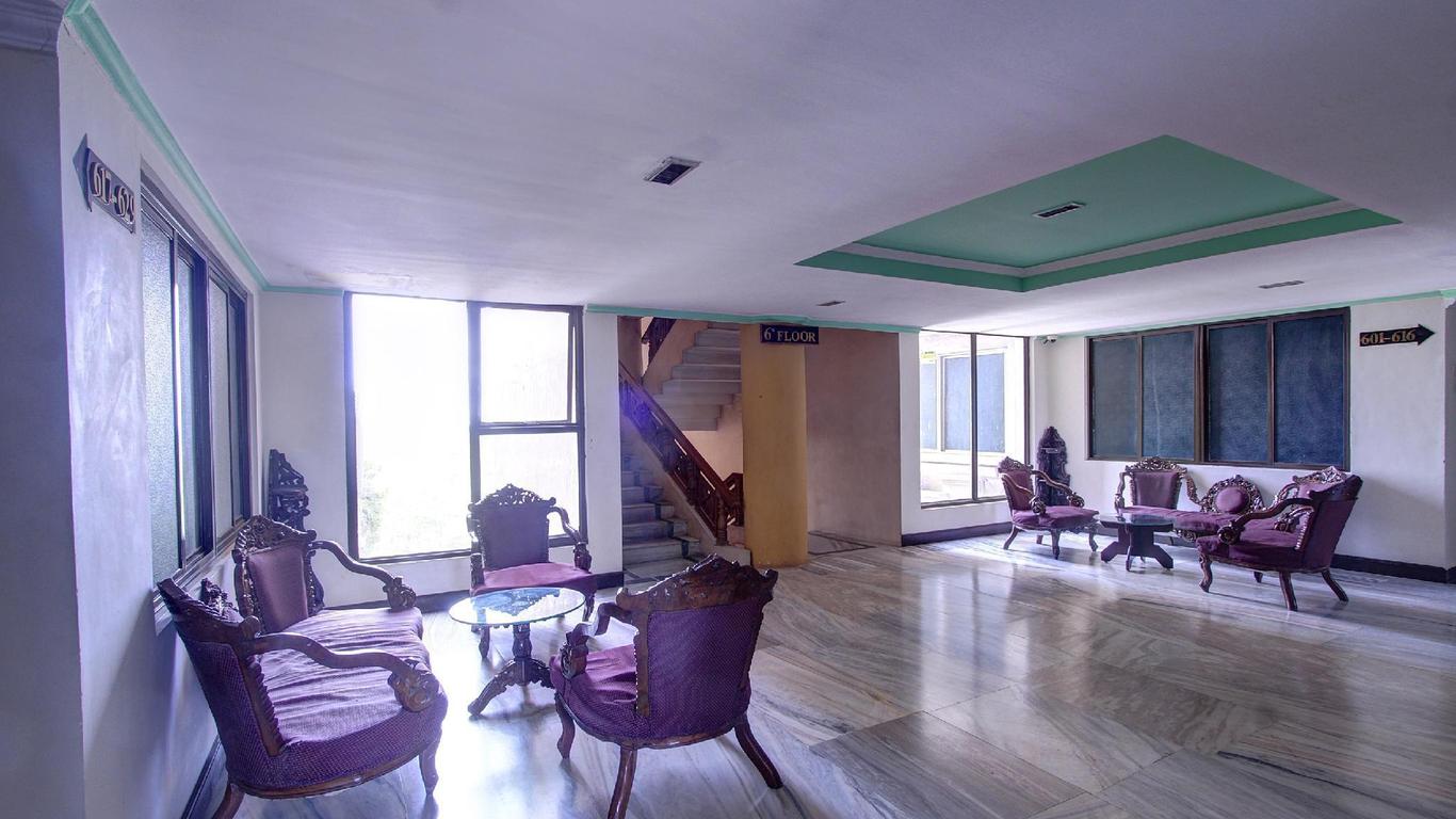 Spot On 33415 Hotel Oriental Towers