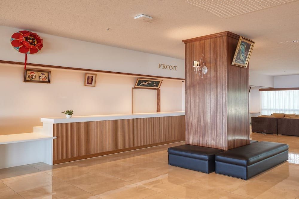 Receptionist