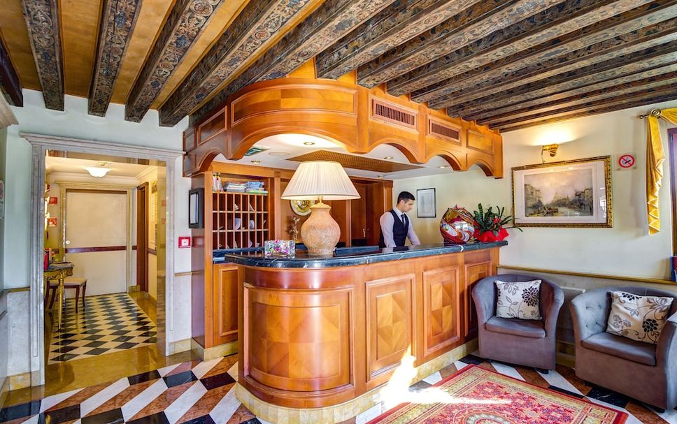 Receptionist Billede