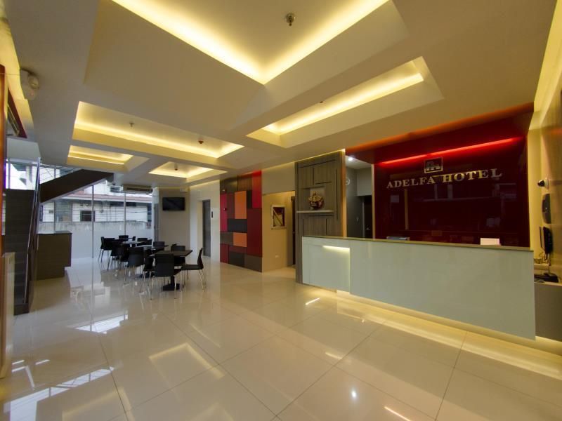 Receptionist