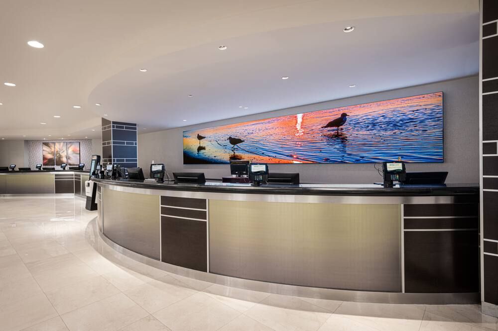 Receptionist