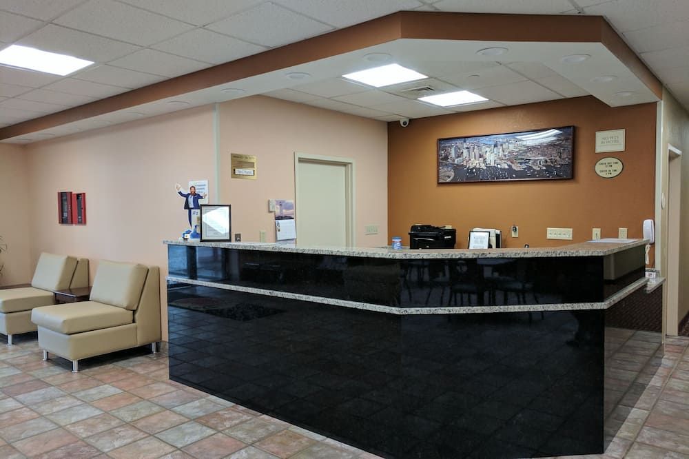 Receptionist