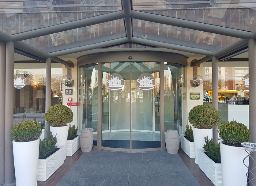 Hotelindgang Billede