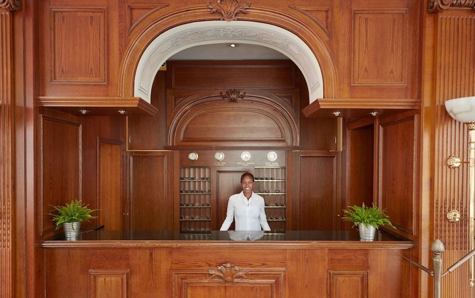 Receptionist Billede