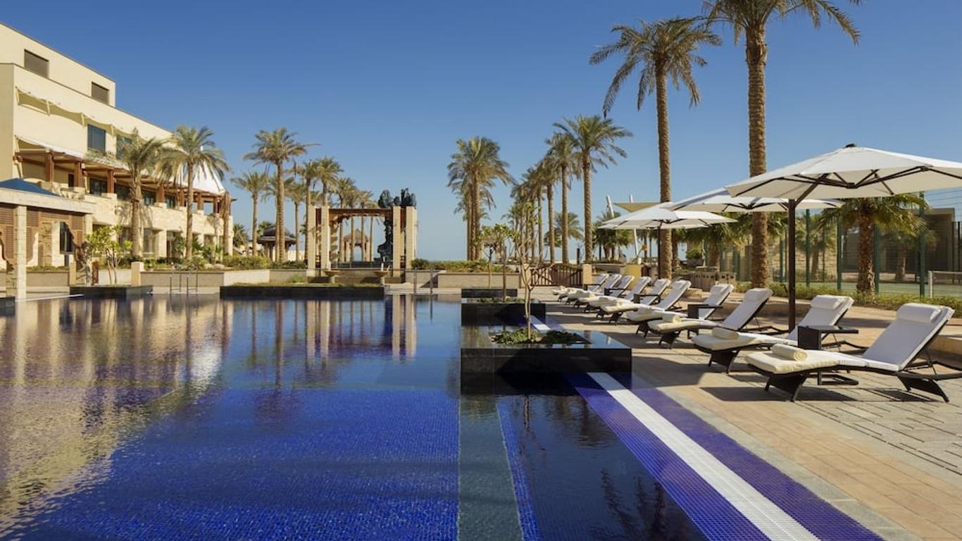 Jumeirah Messilah Beach Hotel And Spa
