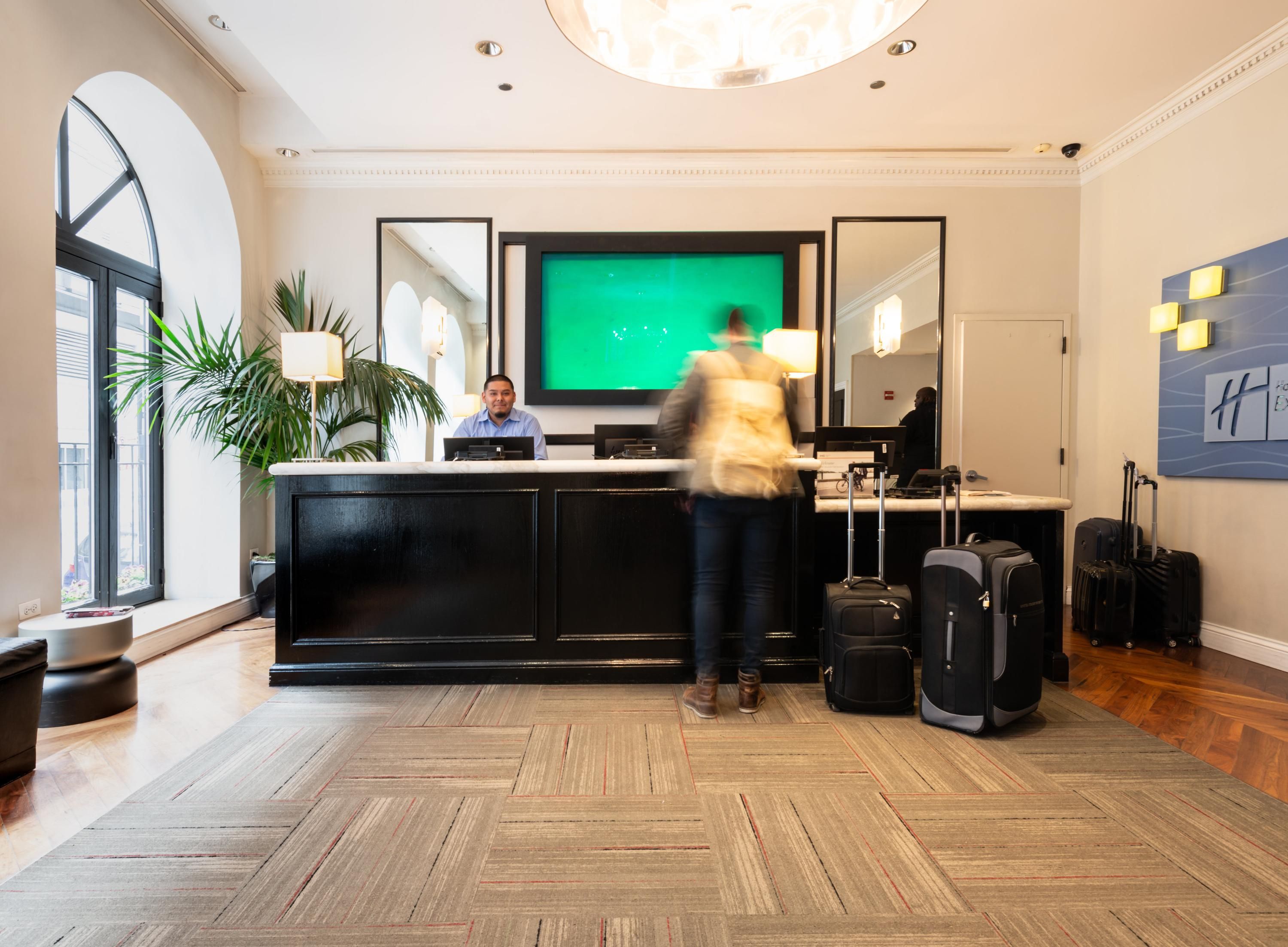 Receptionist