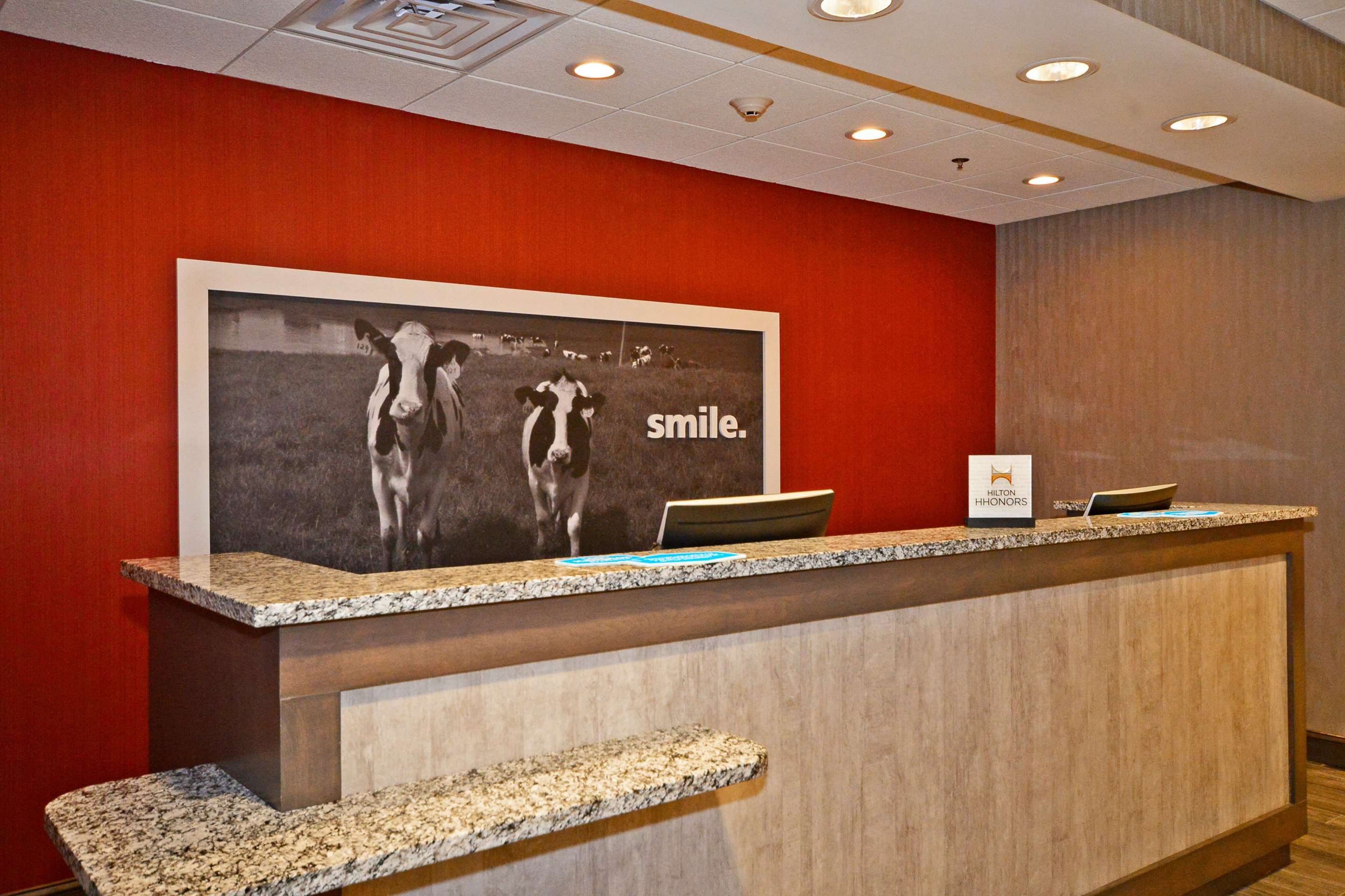 Receptionist