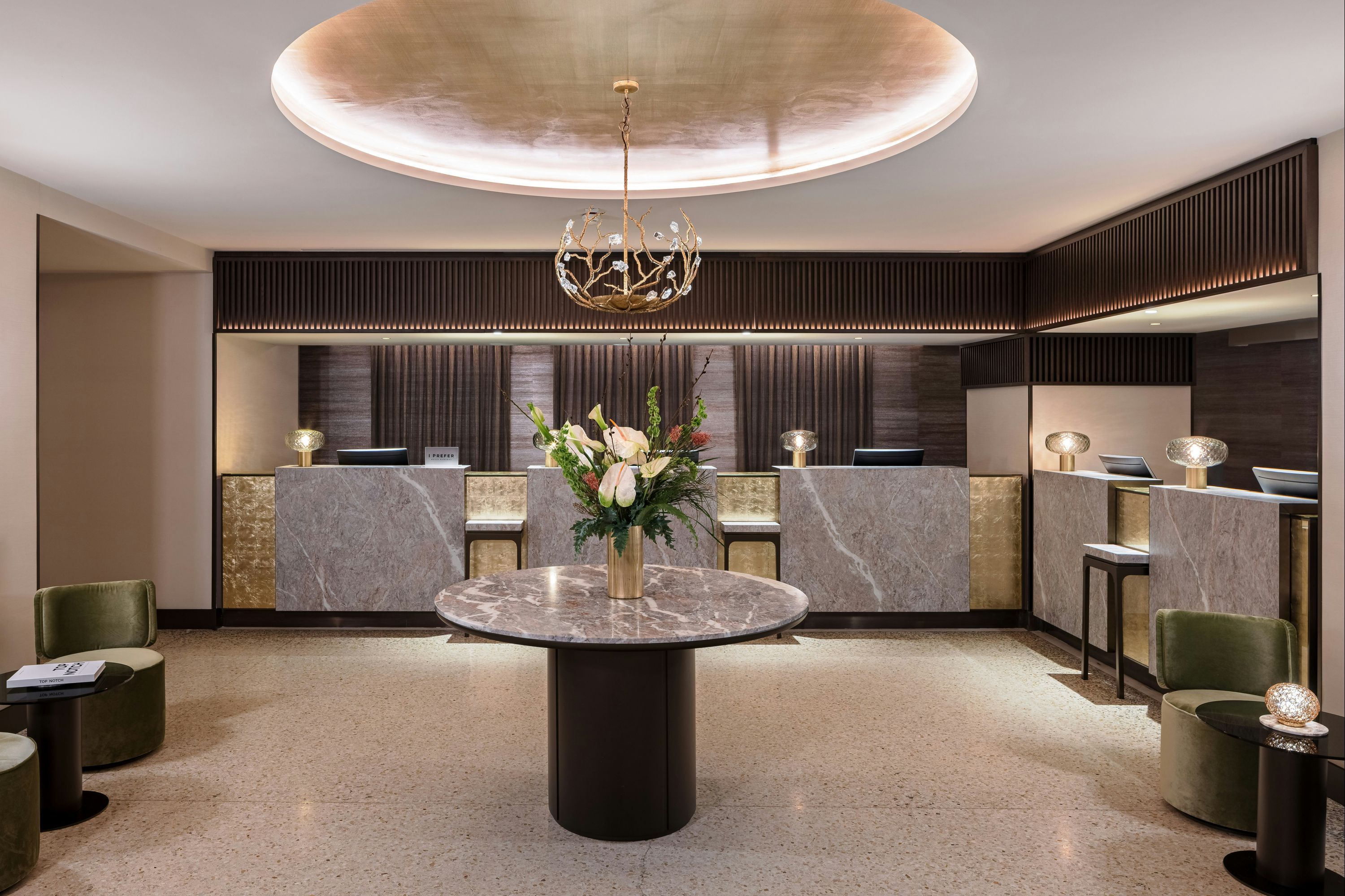 Receptionist