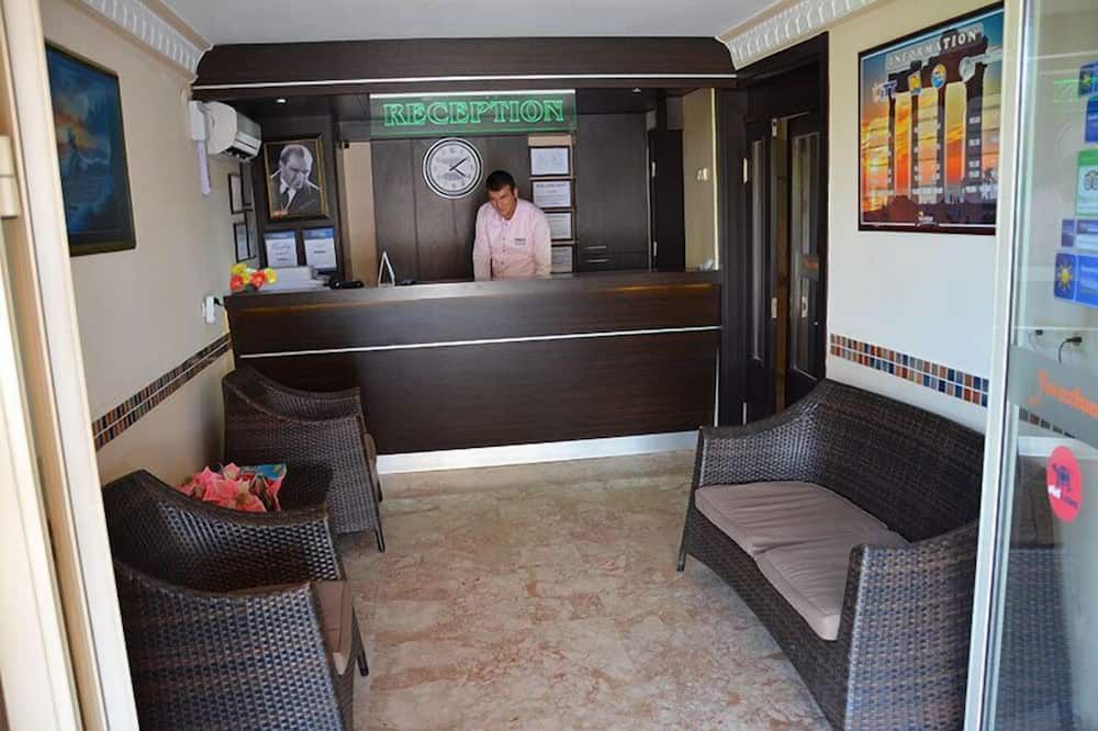 Receptionist