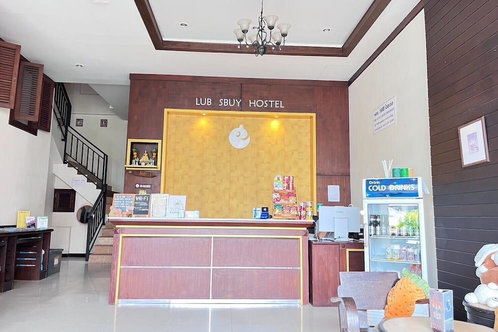 Receptionist