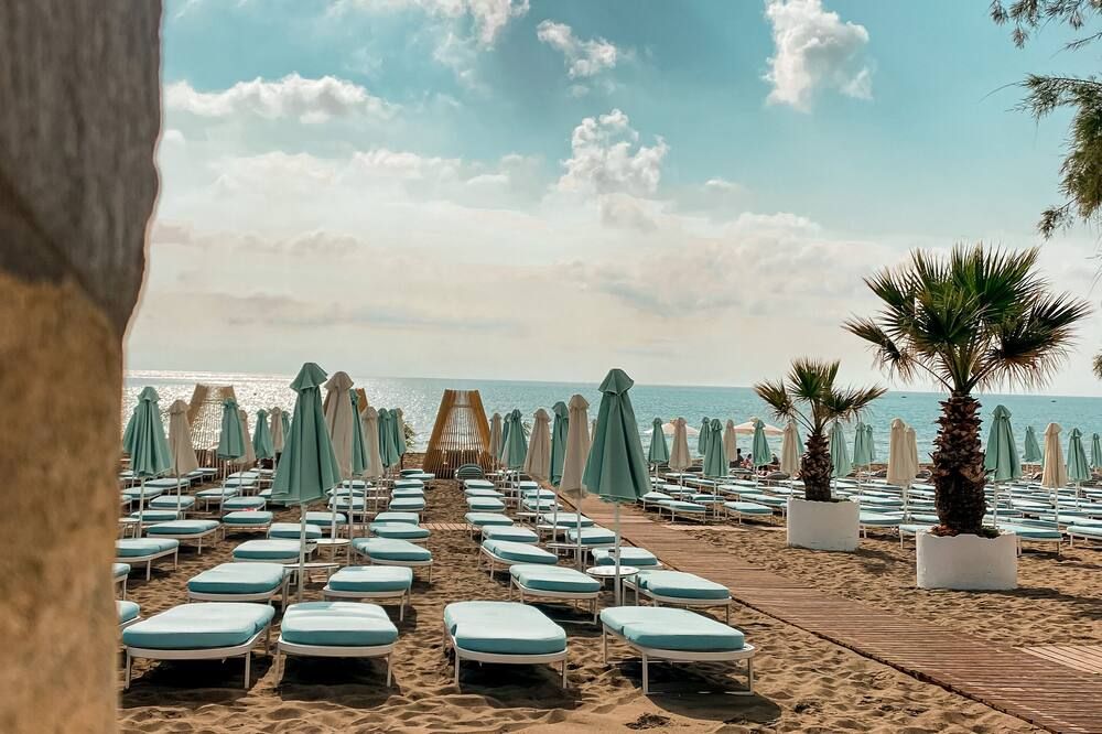 Strand
