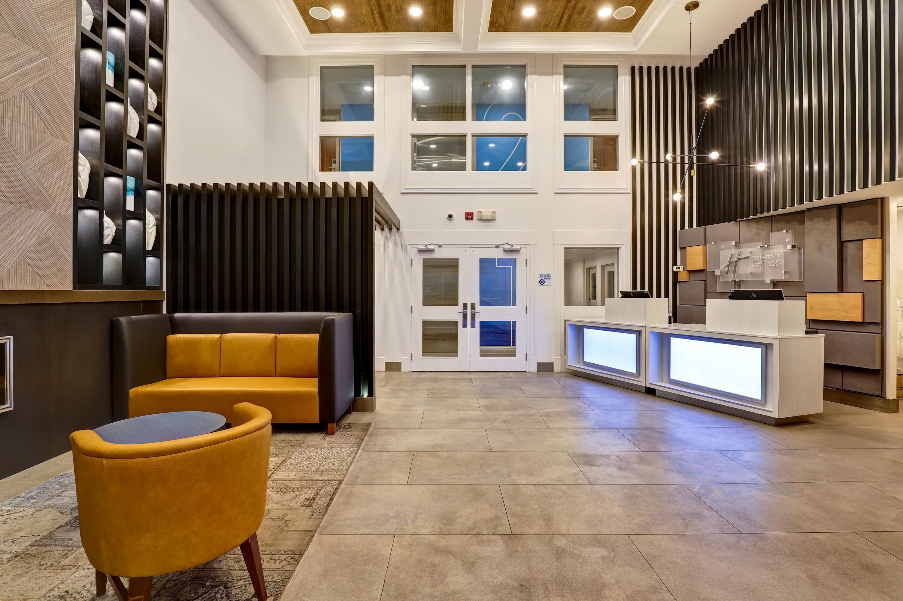 Receptionist