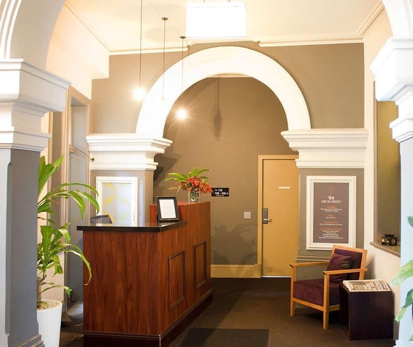 Receptionist