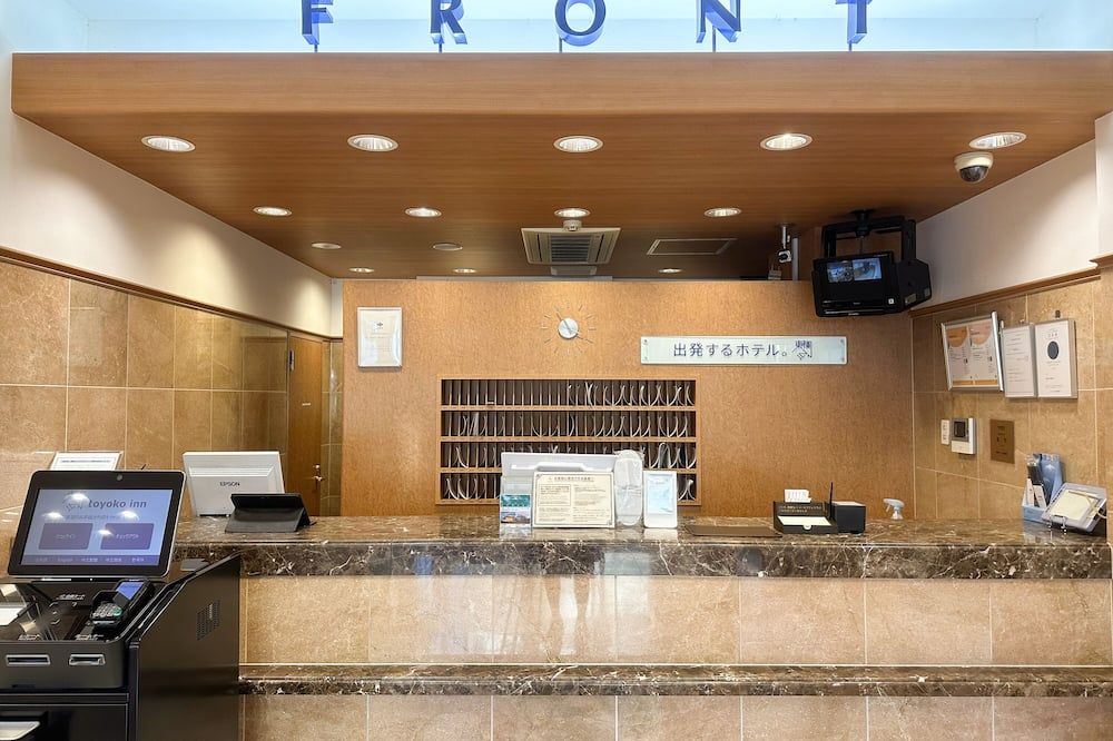 Receptionist