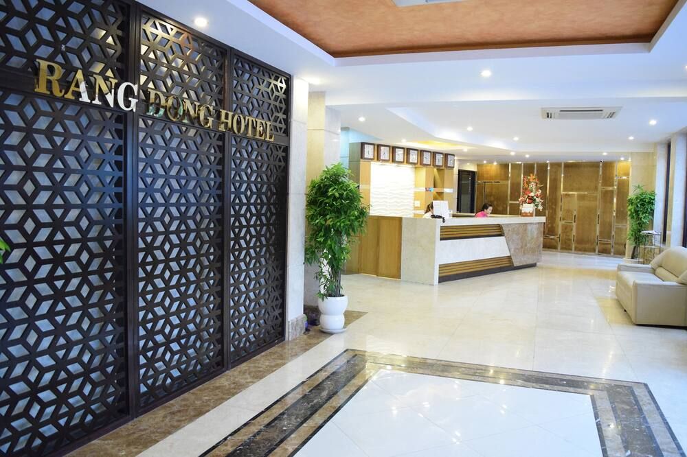 Receptionist