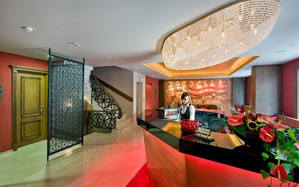 Receptionist Billede